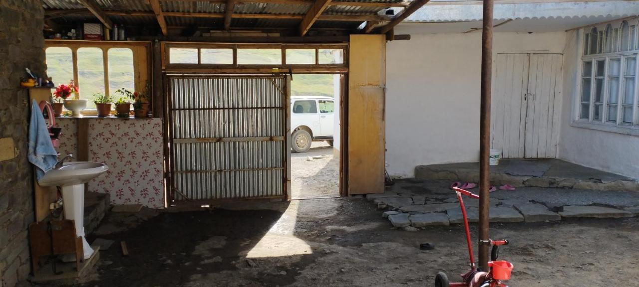 Zaur Guest Hause Xinaliq Exterior foto