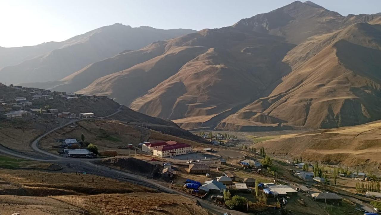 Zaur Guest Hause Xinaliq Exterior foto